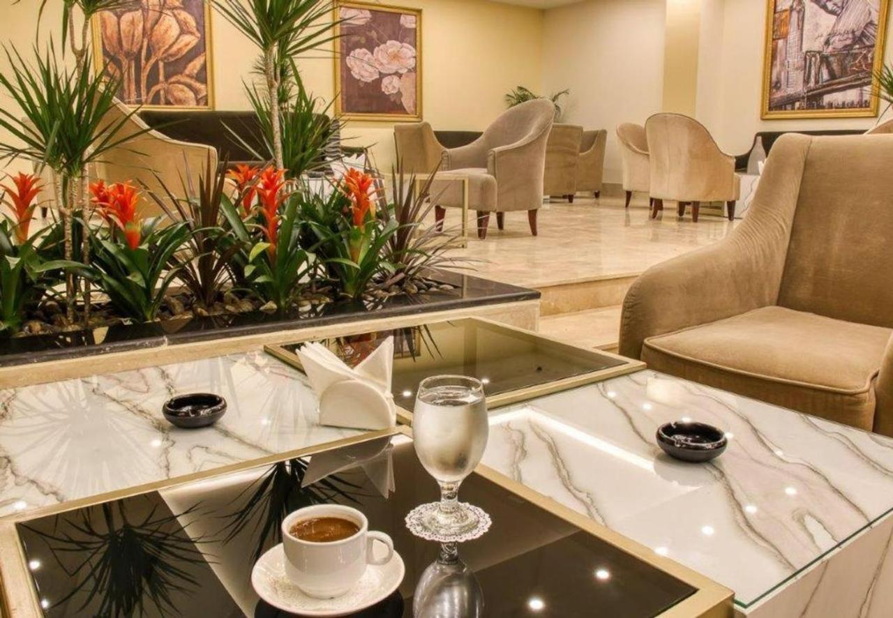 Carnival Hotel Амман Экстерьер фото