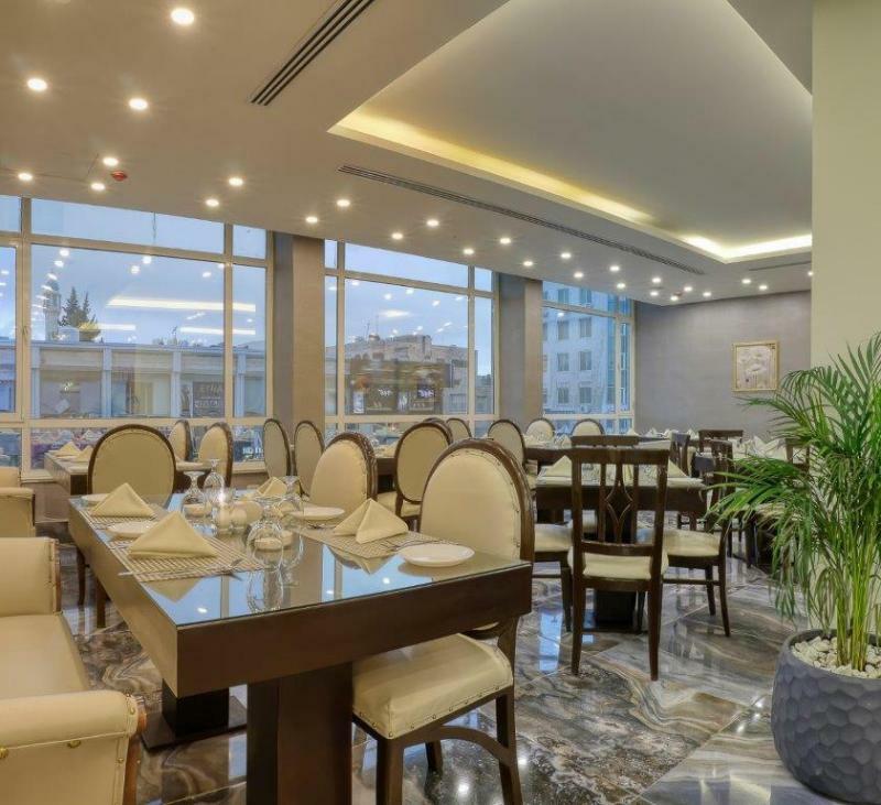 Carnival Hotel Амман Экстерьер фото